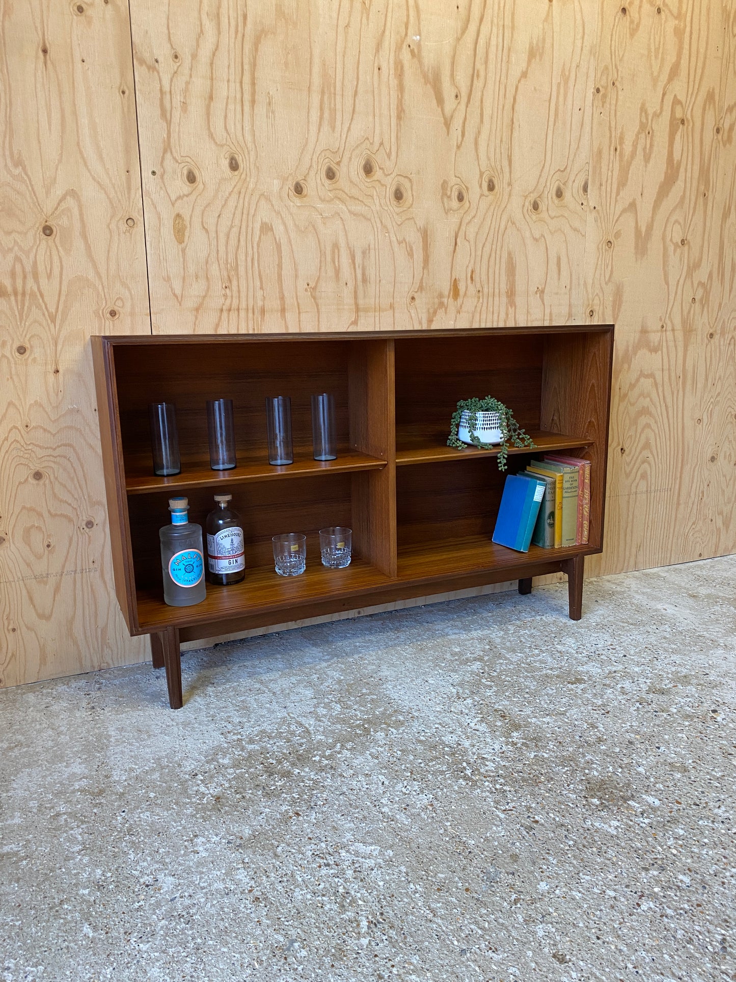 Mid Century Beaver & Tapley Bookcase