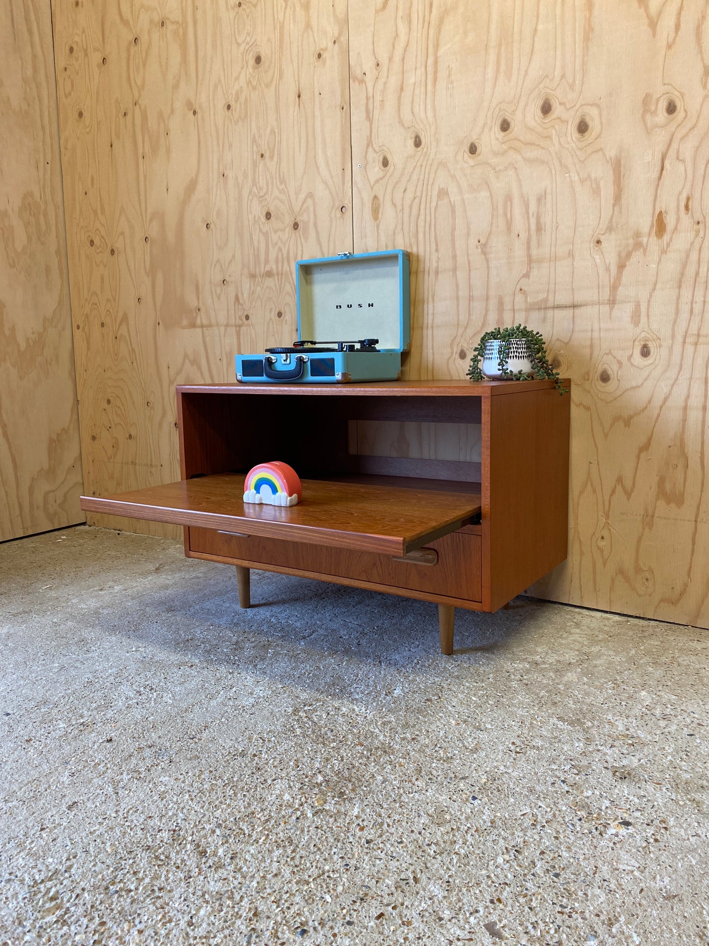 Vintage GPlan TV Stand