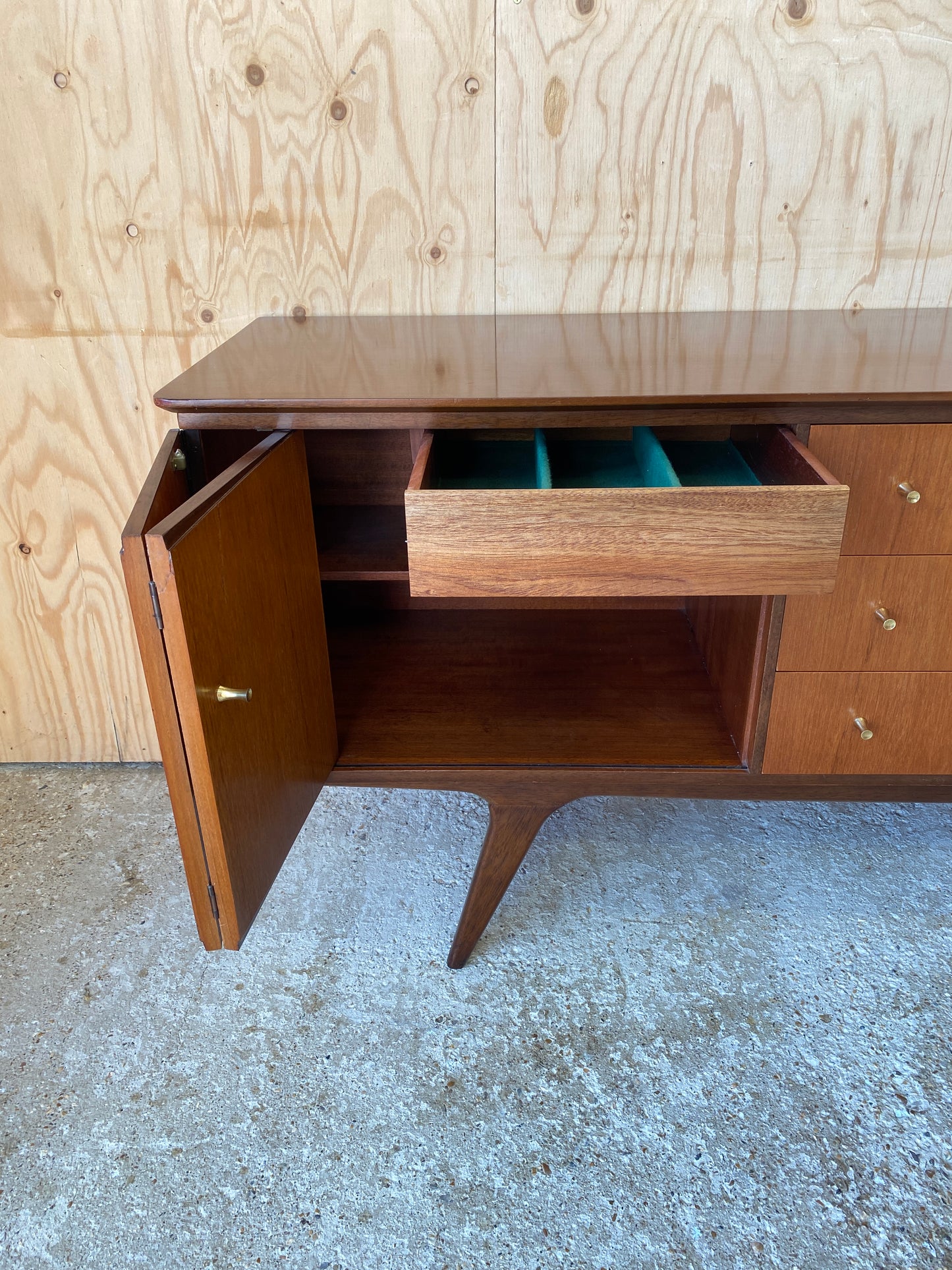 Beautility Sideboard