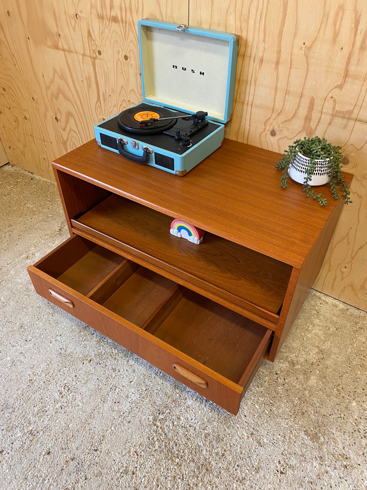 Vintage GPlan TV Stand