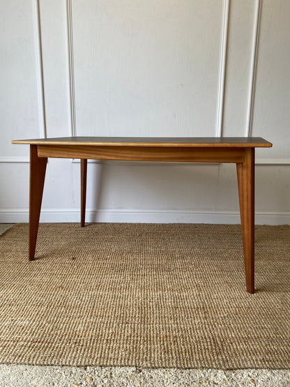Morris of Glasgow Table