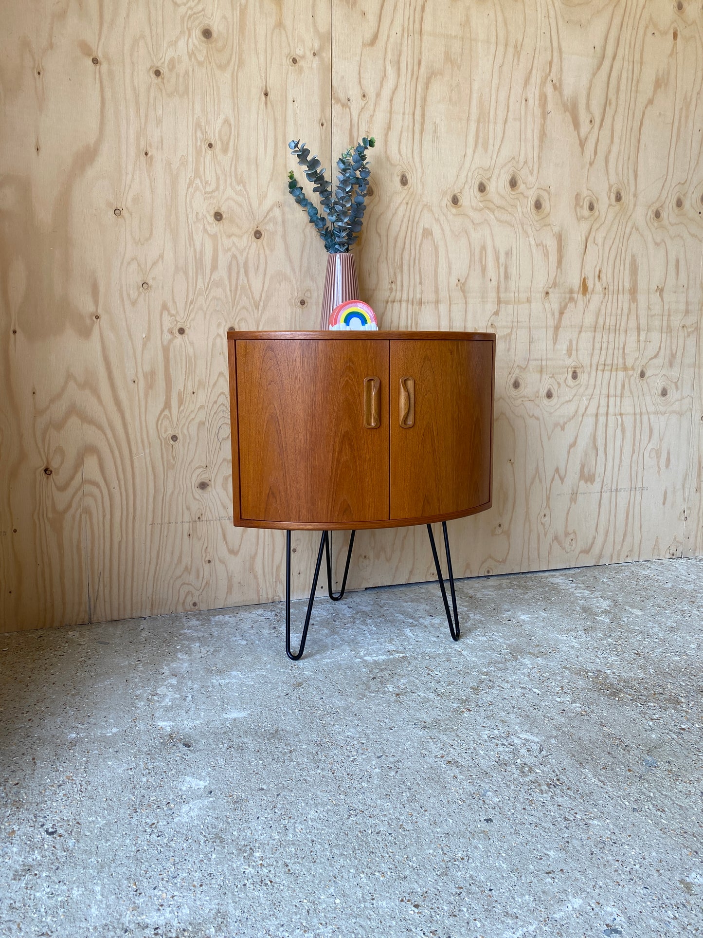 Retro Mid Century Vintage GPlan Fresco Corner Cabinet on Black Hairpin Legs