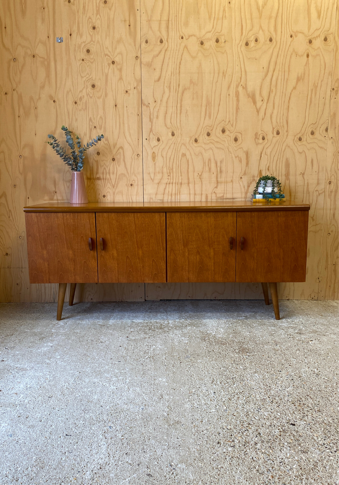 Vintage Sideboard TV stand