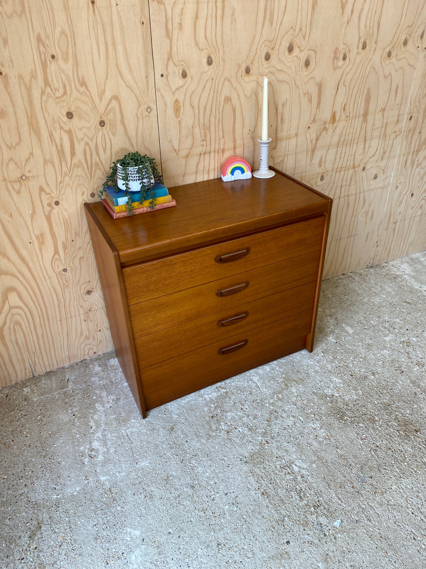 Vintage Chest of Drawers by British makers William Lawrence of Nottingham