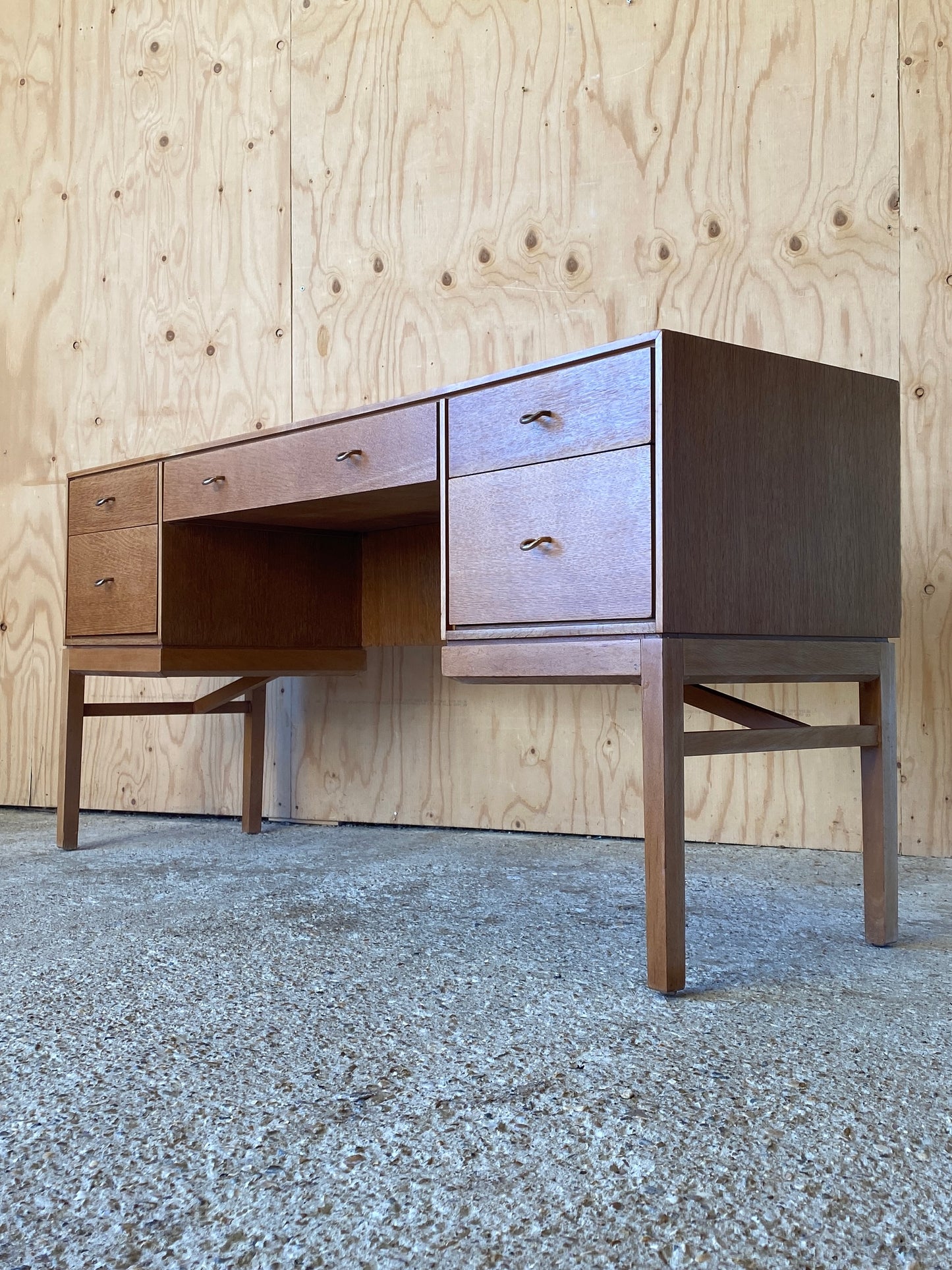 Stag Dressing Table