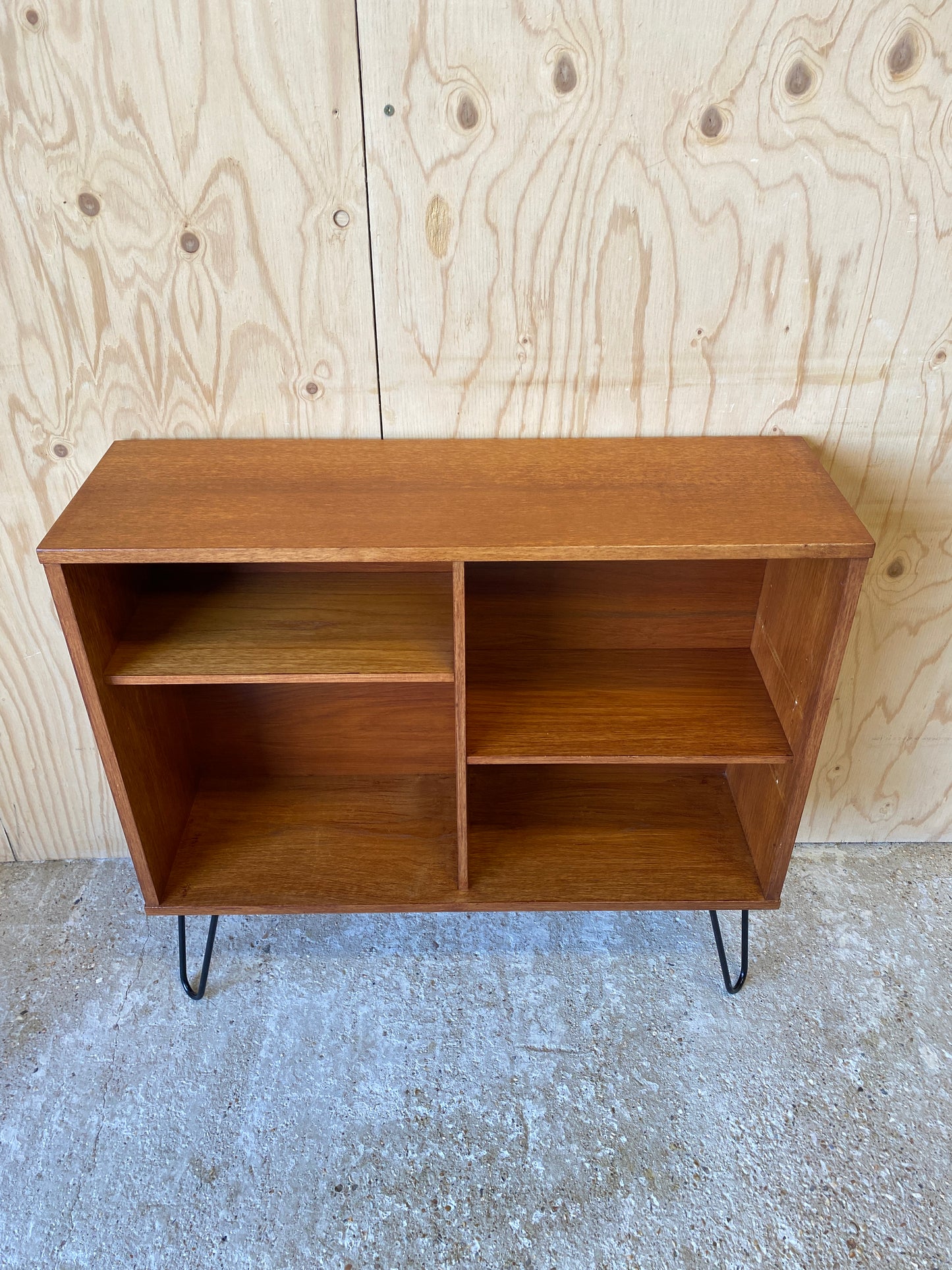 Mid Century Vintage Retro Beaver & Tapley Shelving Unit