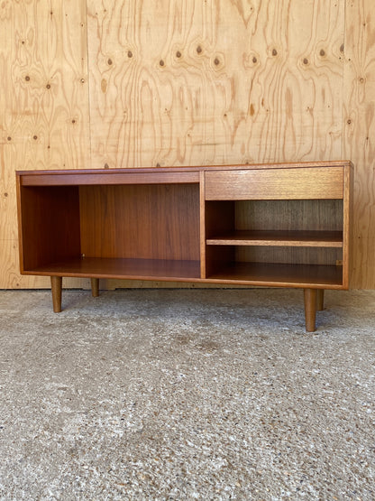 GPlan Record Player Stand