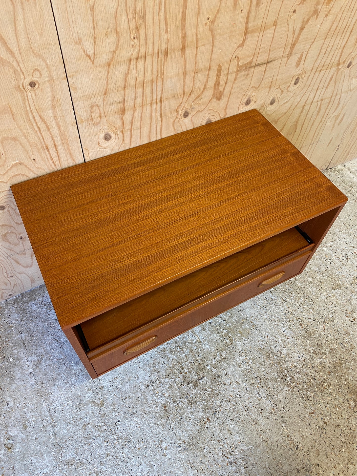 Vintage GPlan TV Stand