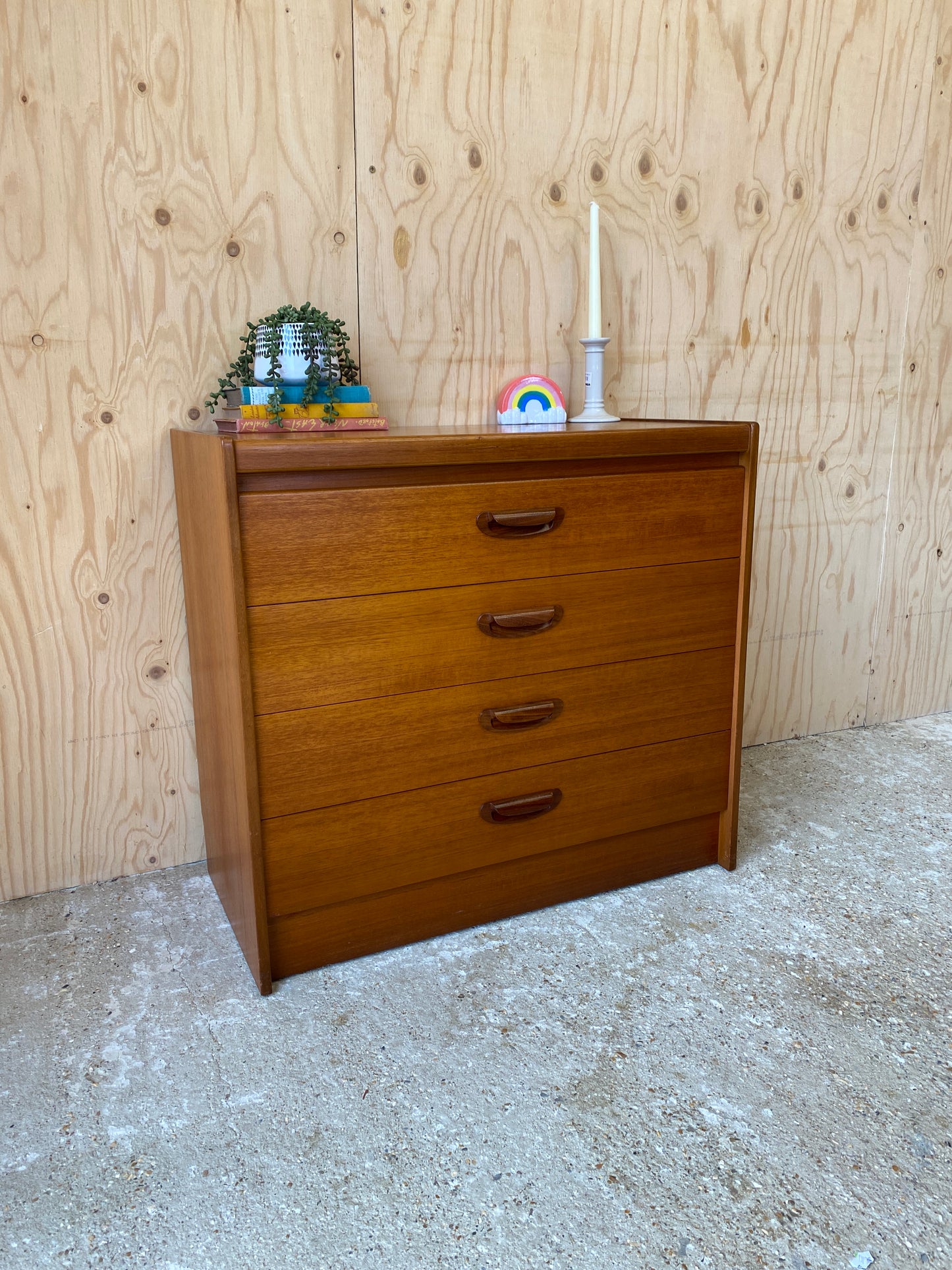 Vintage Chest of Drawers by British makers William Lawrence of Nottingham