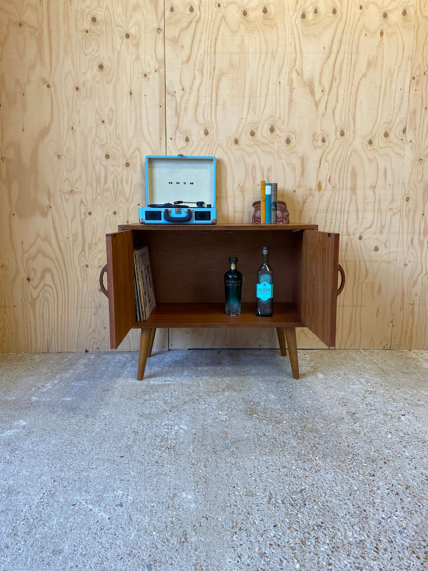 Retro Mid Century GPlan Sierra Sideboard on Wooden Tapered Legs