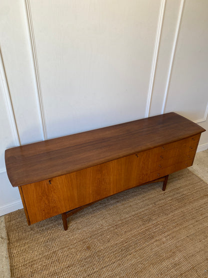Dalescraft Sideboard