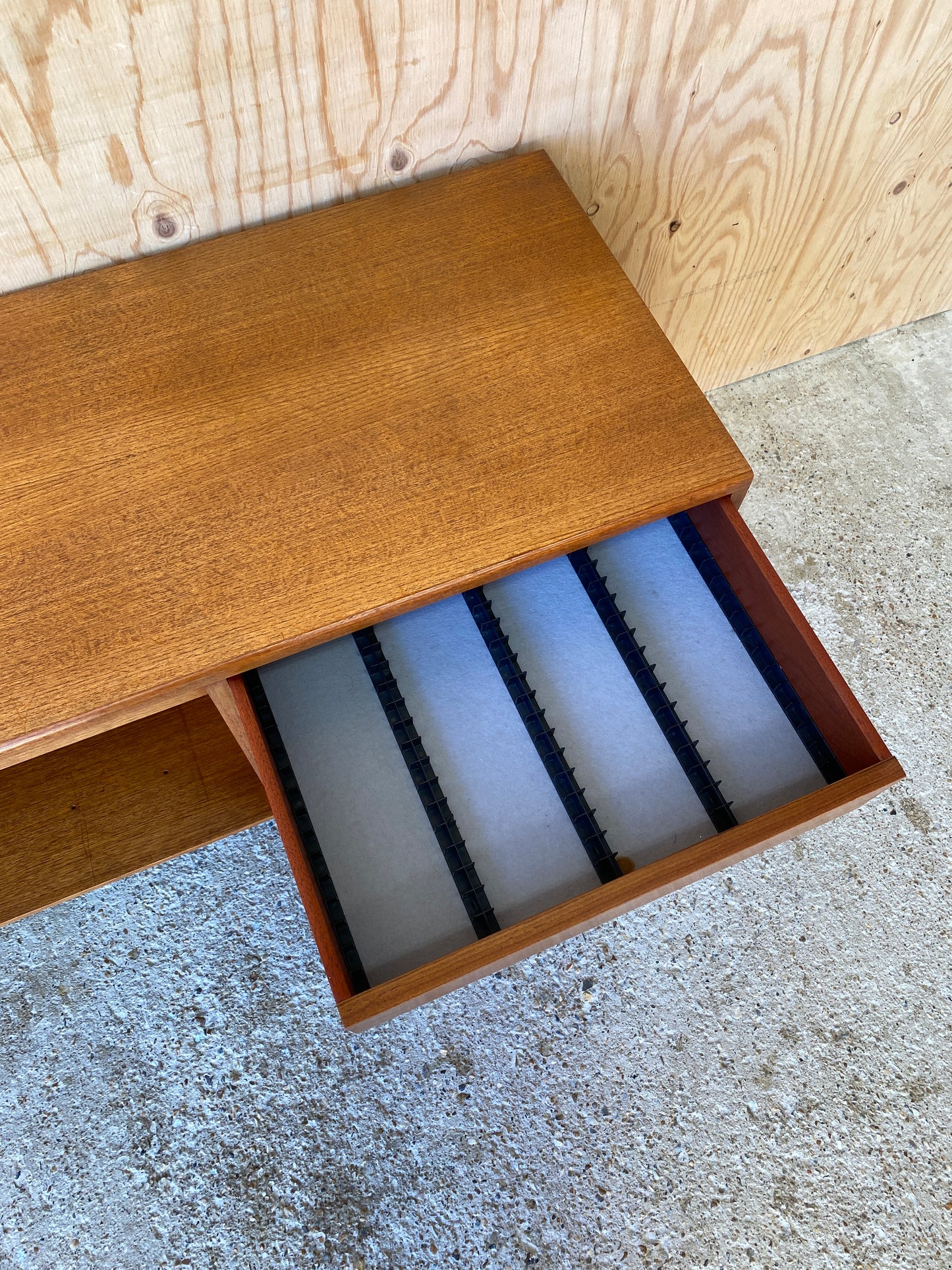 GPlan Record Player Stand