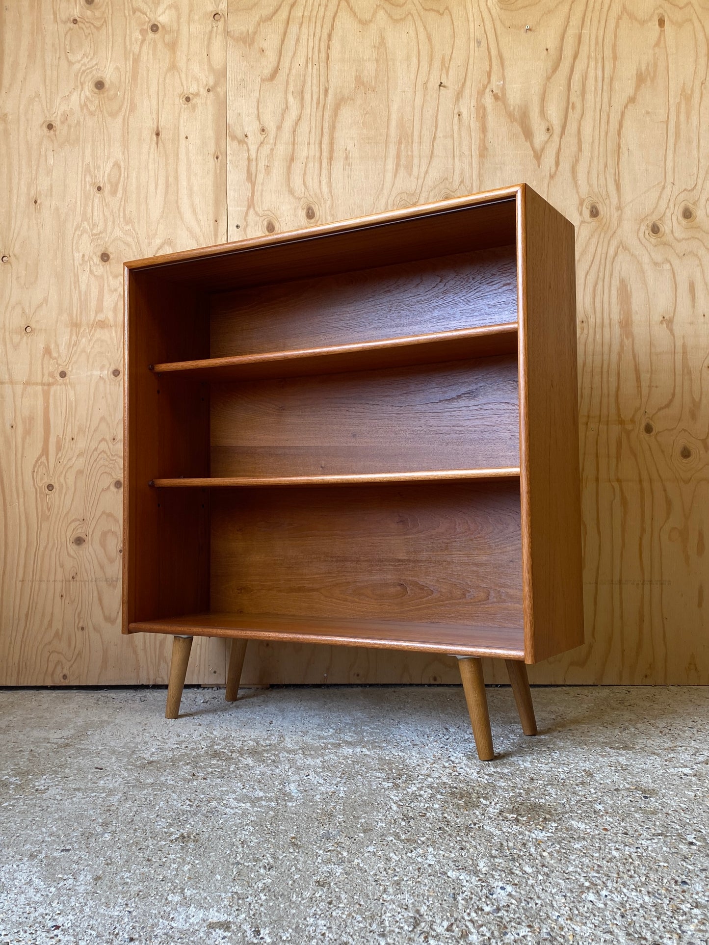 Turnidge Bookcase