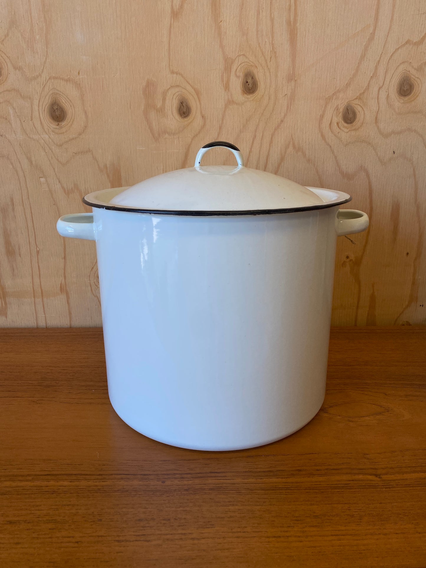 Enamel Bread Bin