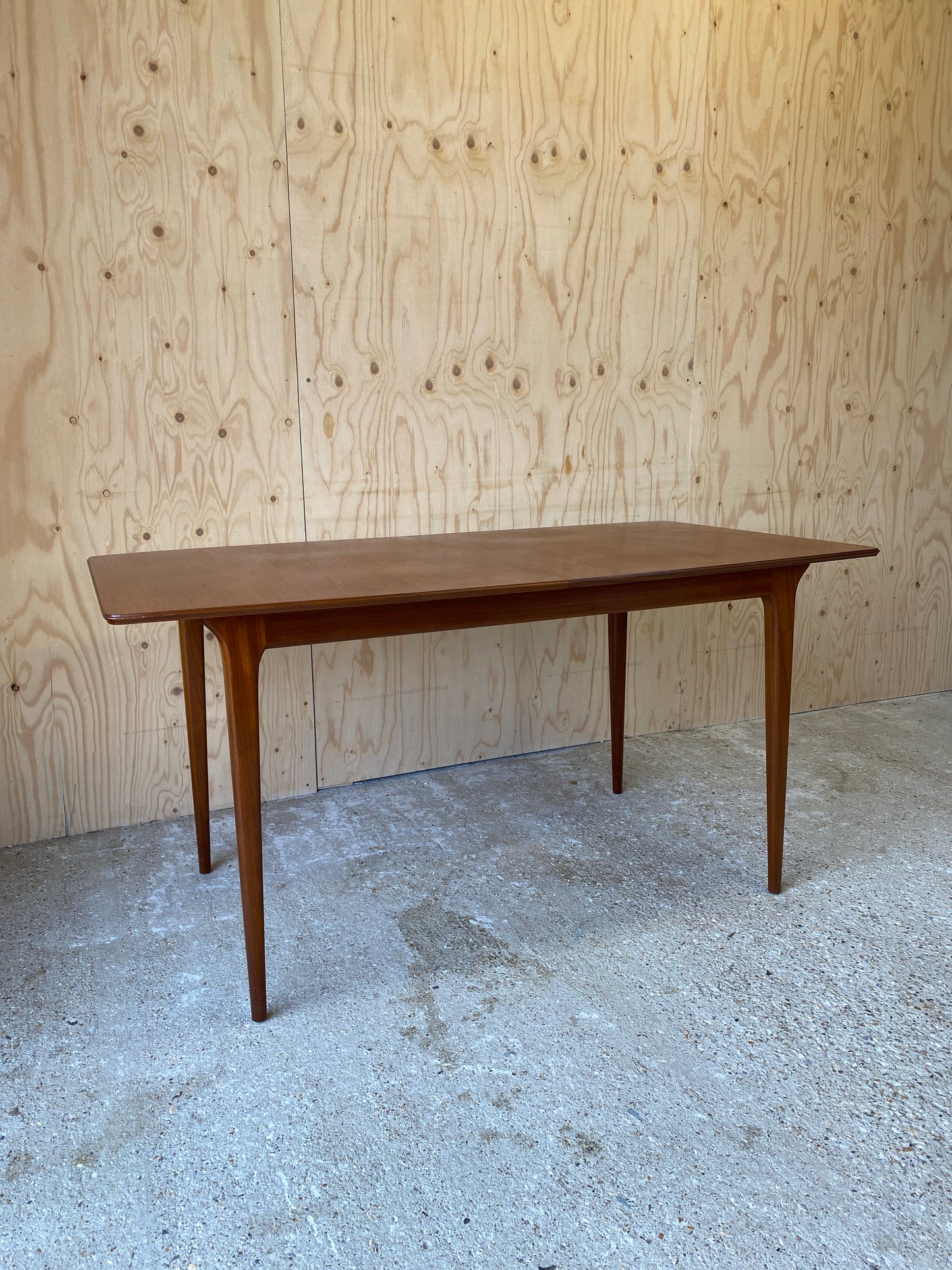 Vintage Mid Century Extending Dining Table by British makers Mcintosh