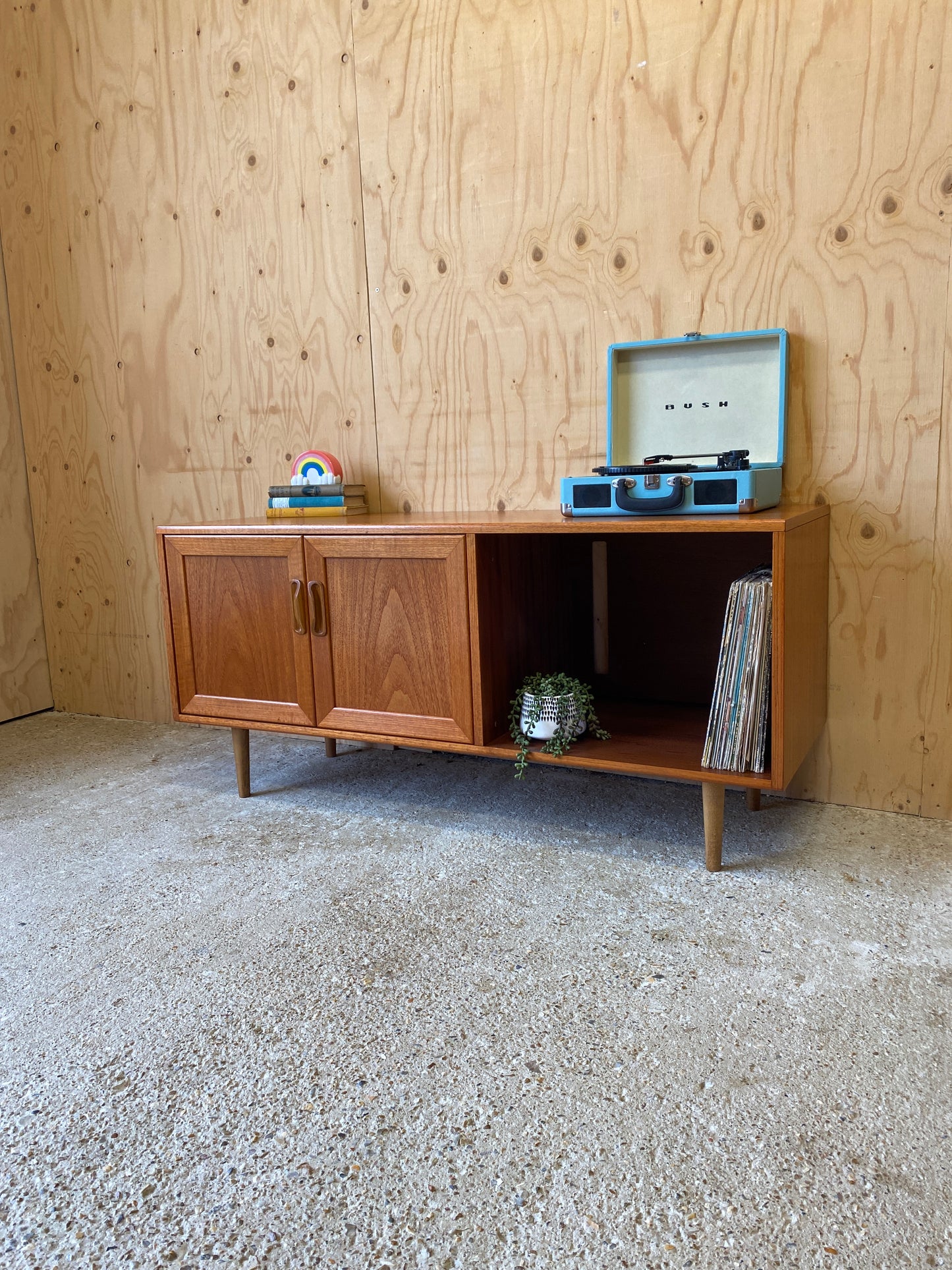 Vintage GPlan TV Stand