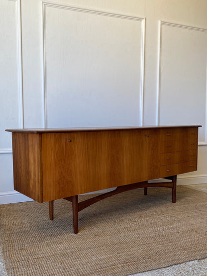Dalescraft Sideboard