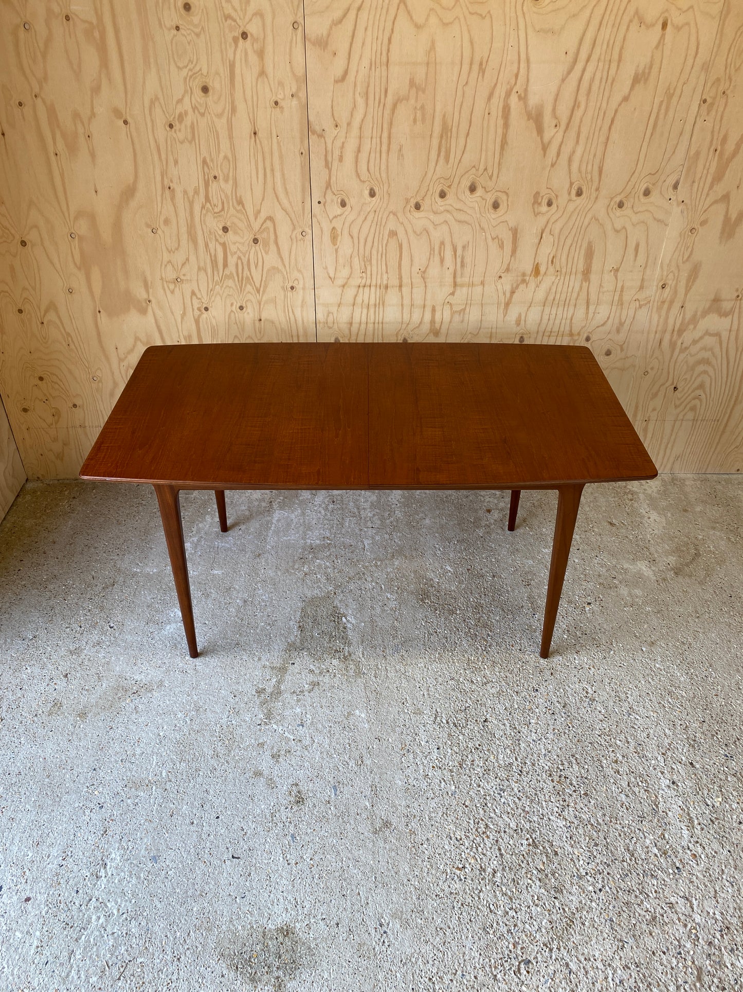 Vintage Mid Century Extending Dining Table by British makers Mcintosh