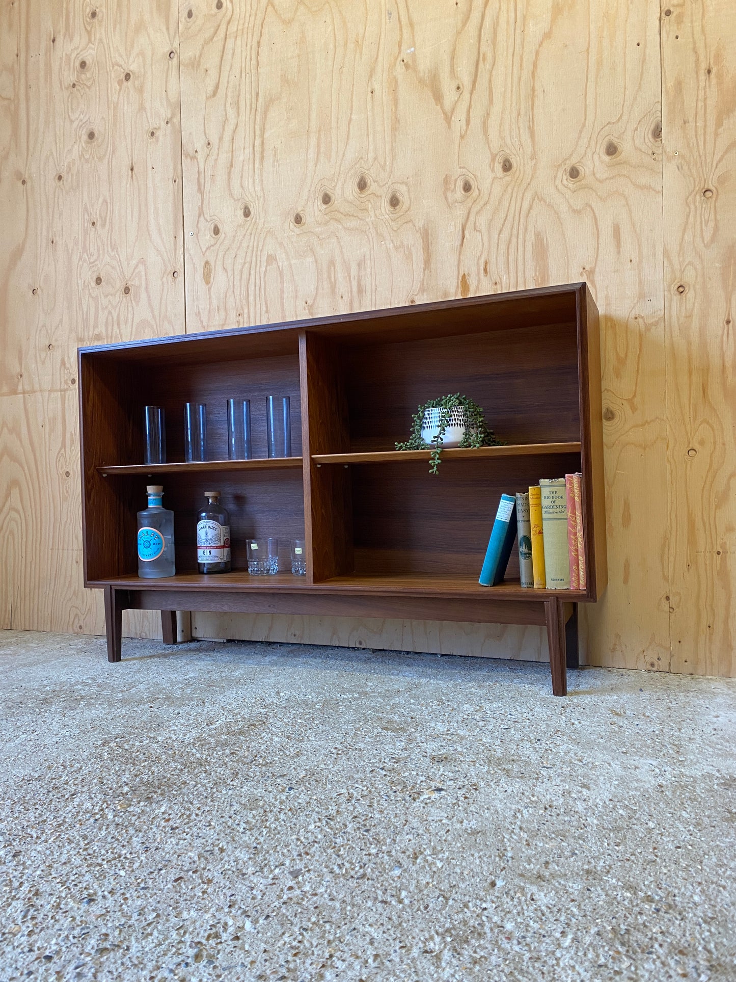 Mid Century Beaver & Tapley Bookcase