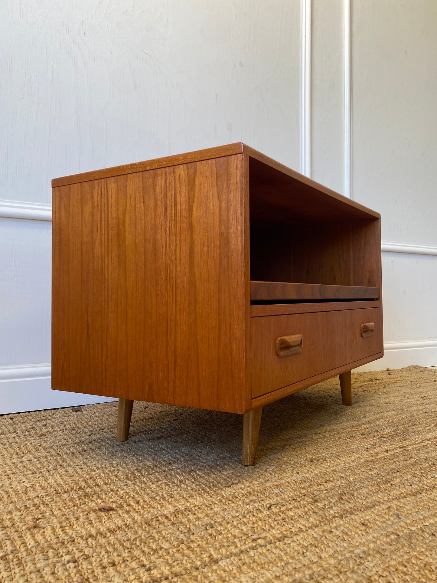 GPlan Fresco TV Stand