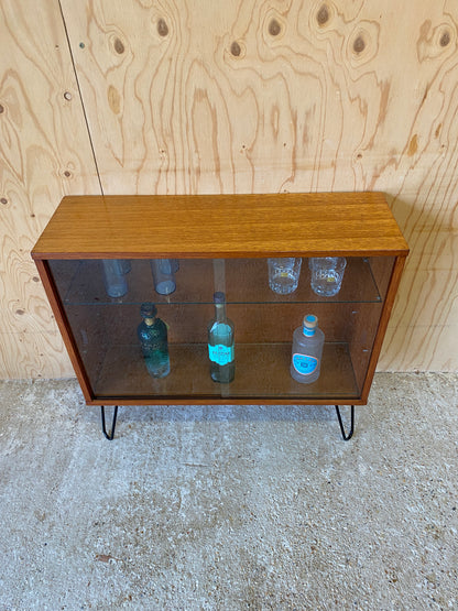 Vintage Retro Beaver & Tapley Cabinet with Glass Sliding Doors