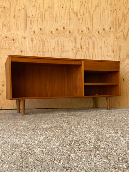 GPlan Record Player Stand