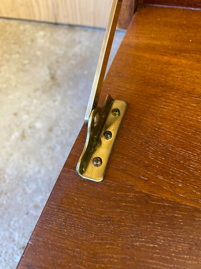 Dalescraft Sideboard