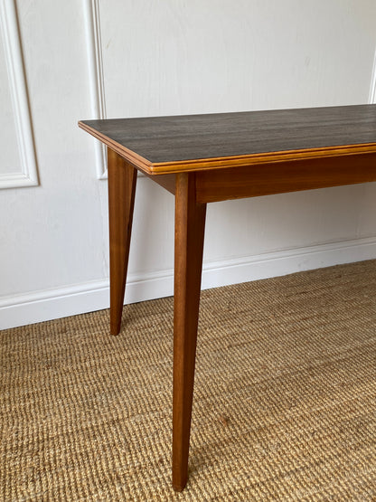 Morris of Glasgow Table