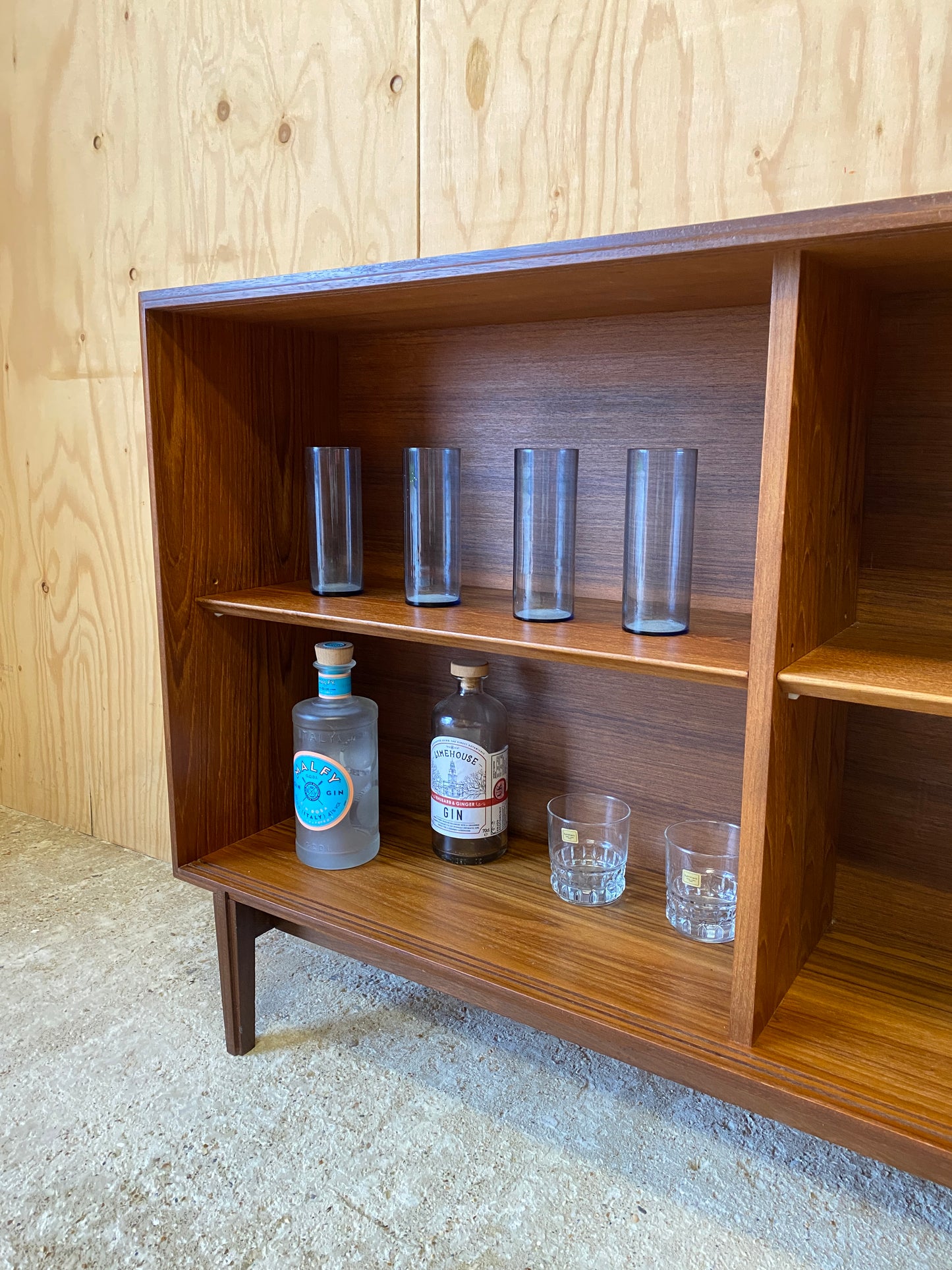 Mid Century Beaver & Tapley Bookcase