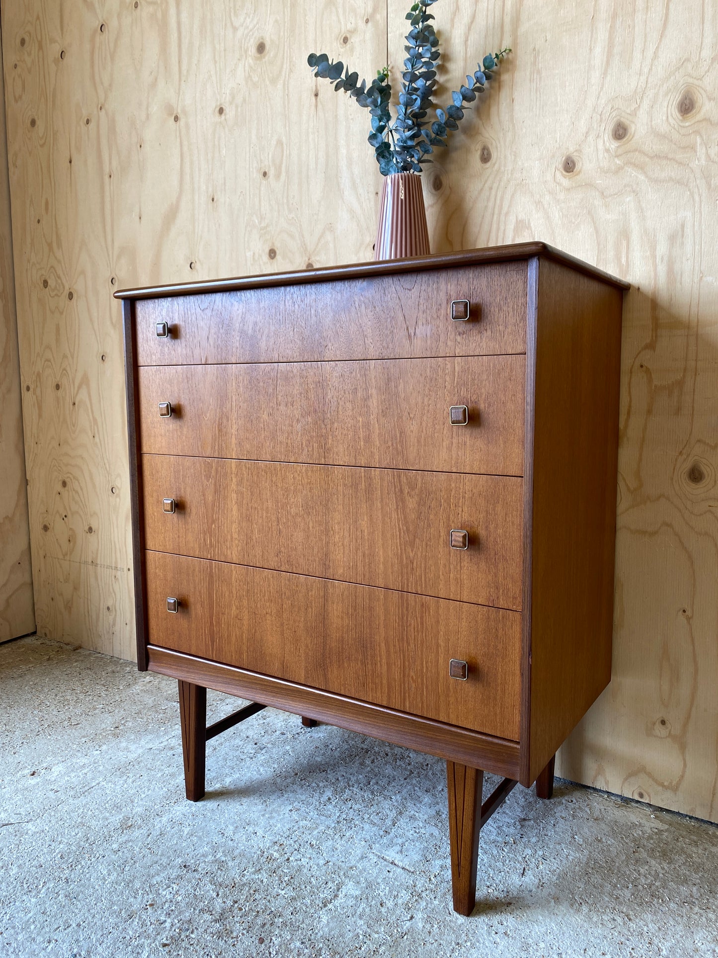 Vintage Chest of Drawers by Homeworthy