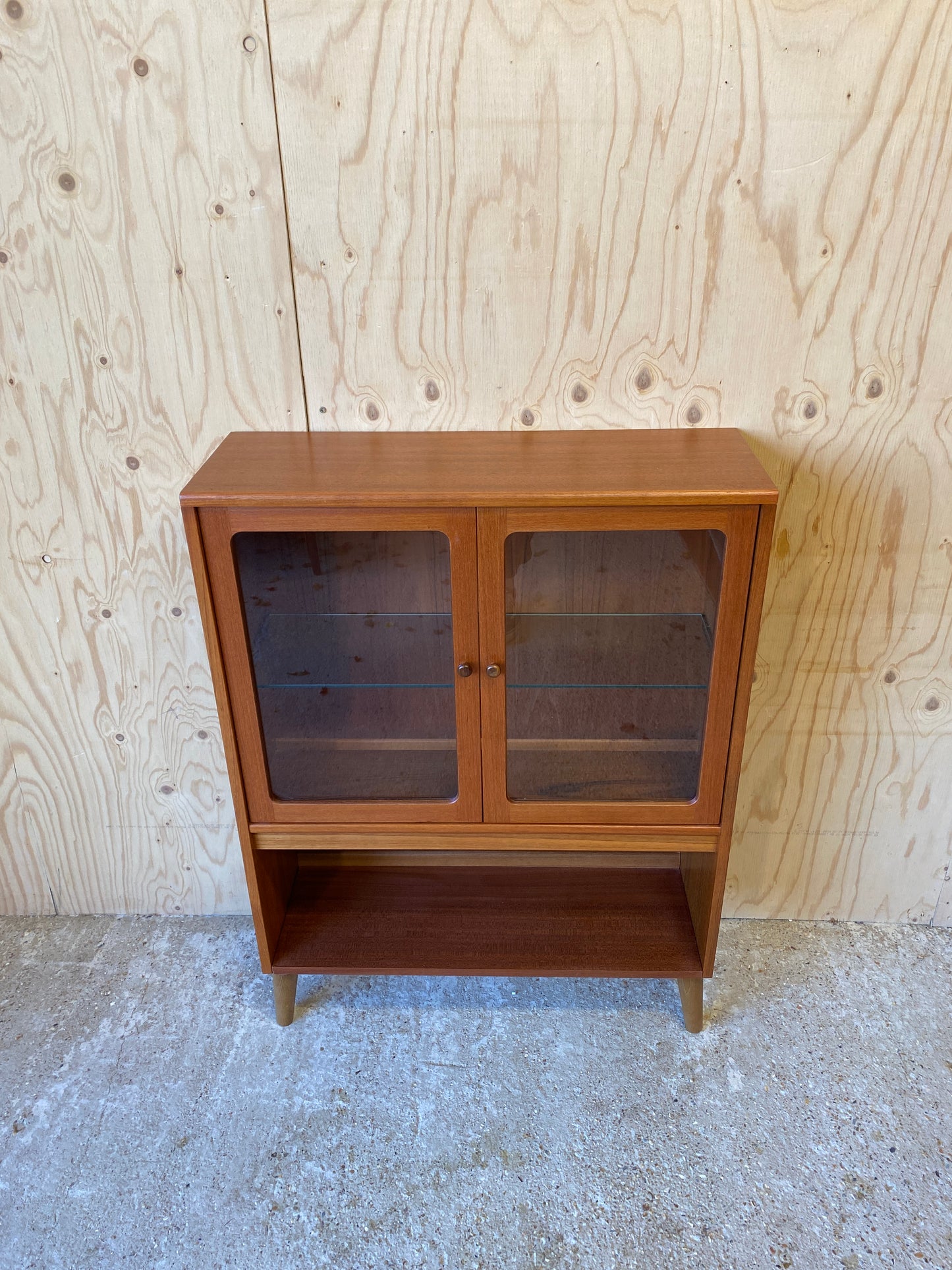 Retro Mid Century Vintage GPlan Fresco Drinks Cabinet Bookcase on Wooden Tapered Legs