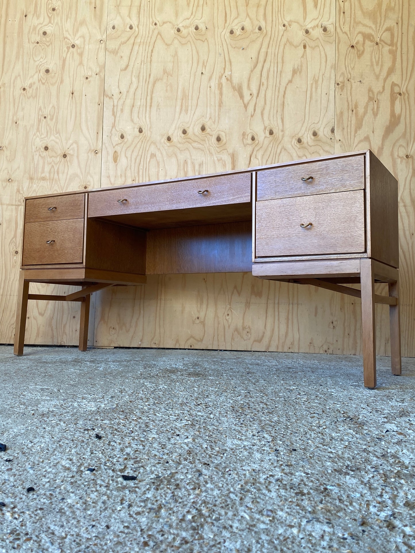 Stag Dressing Table