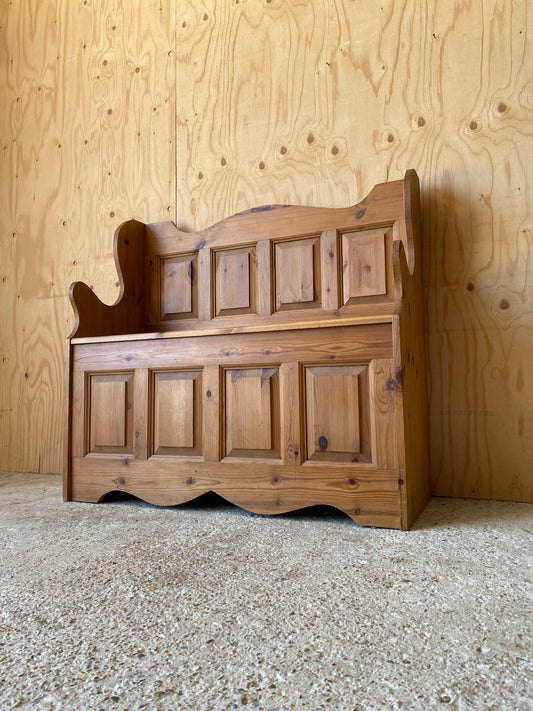 Pine Storage Bench