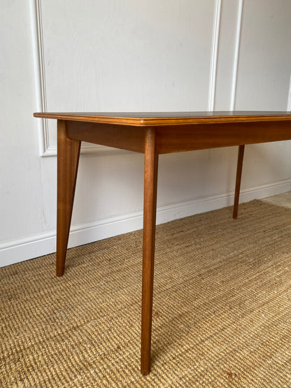 Morris of Glasgow Table