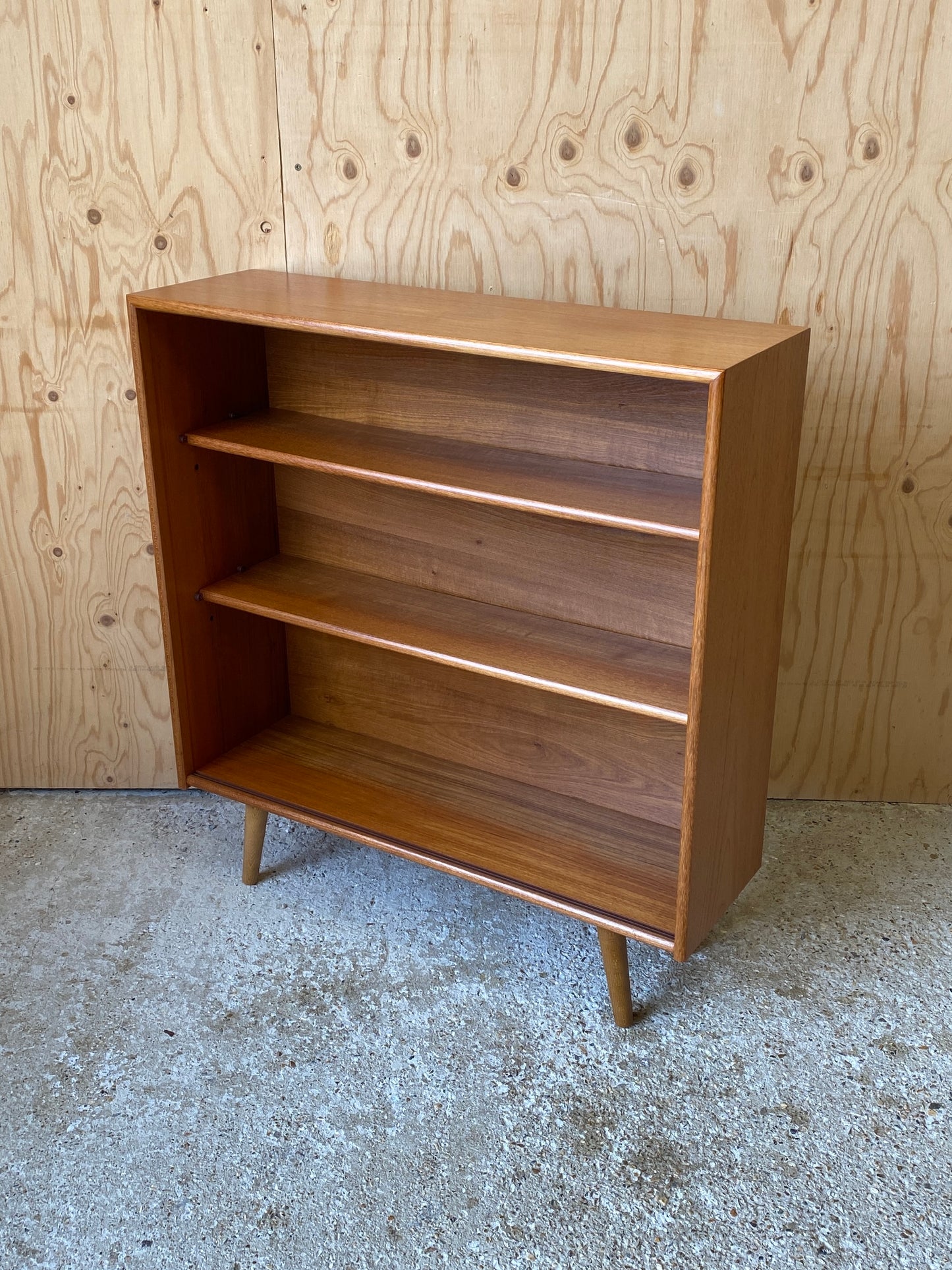 Turnidge Bookcase