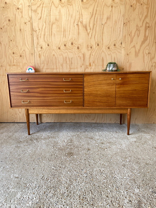 Uniflex Sideboard