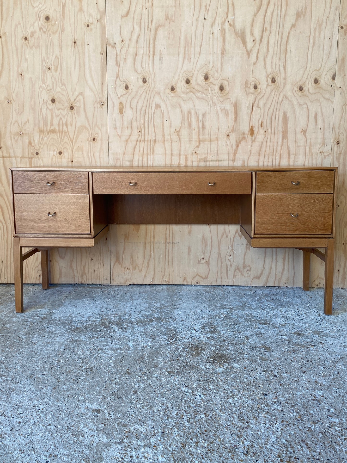Stag Dressing Table