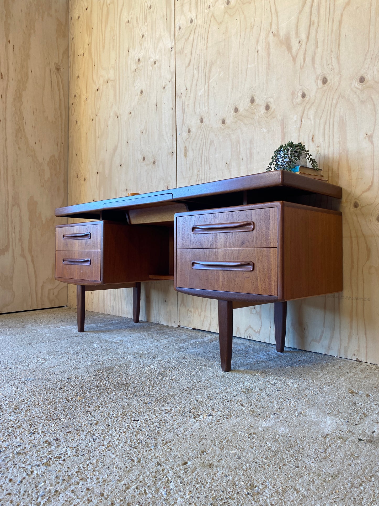 Retro Mid Century Vintage Desk by British makers GPlan, Fresco model