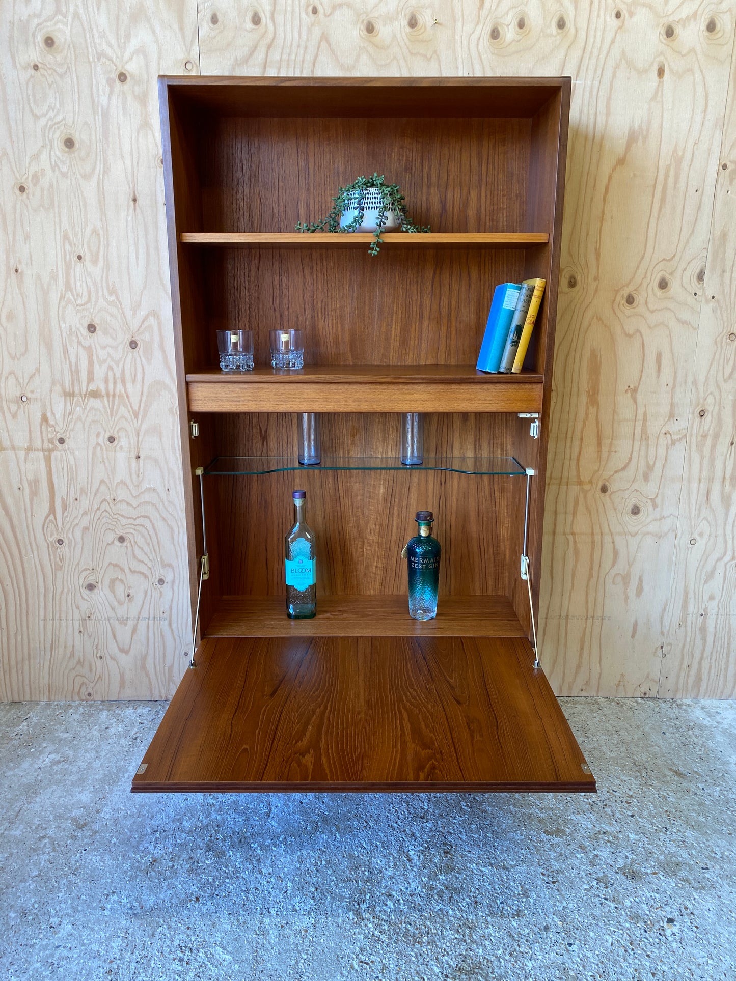 GPlan Fresco Drinks Cabinet