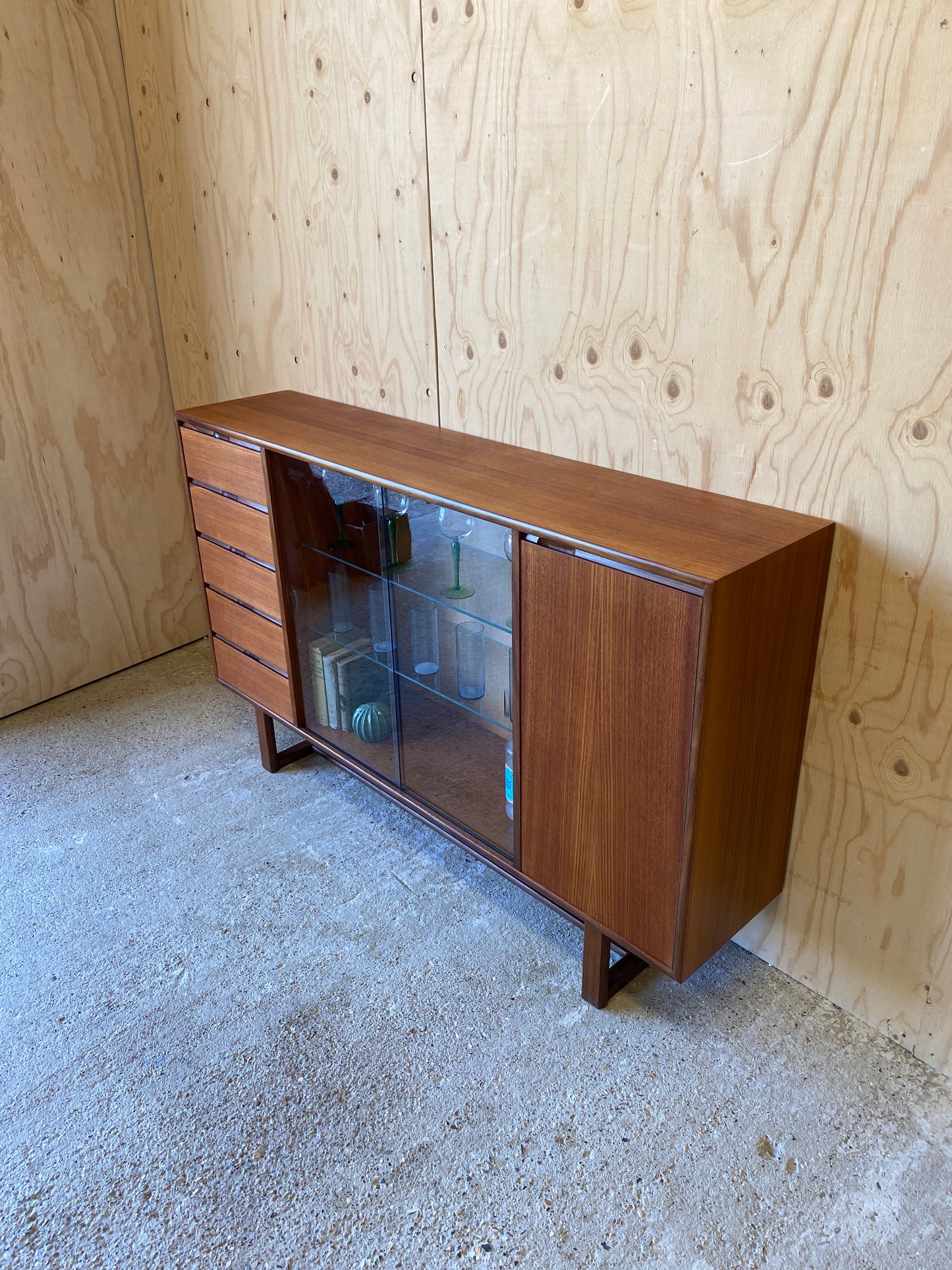 Vintage Retro Mid Century Drinks Cabinet by Turnbridge