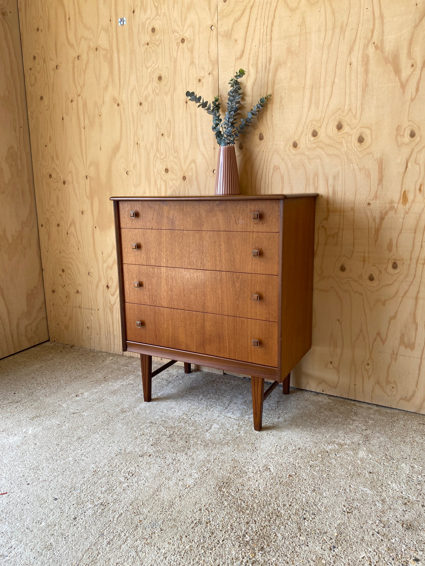 Vintage Chest of Drawers by Homeworthy