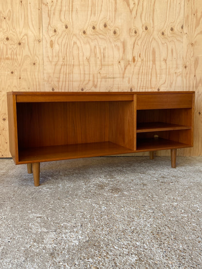 GPlan Record Player Stand