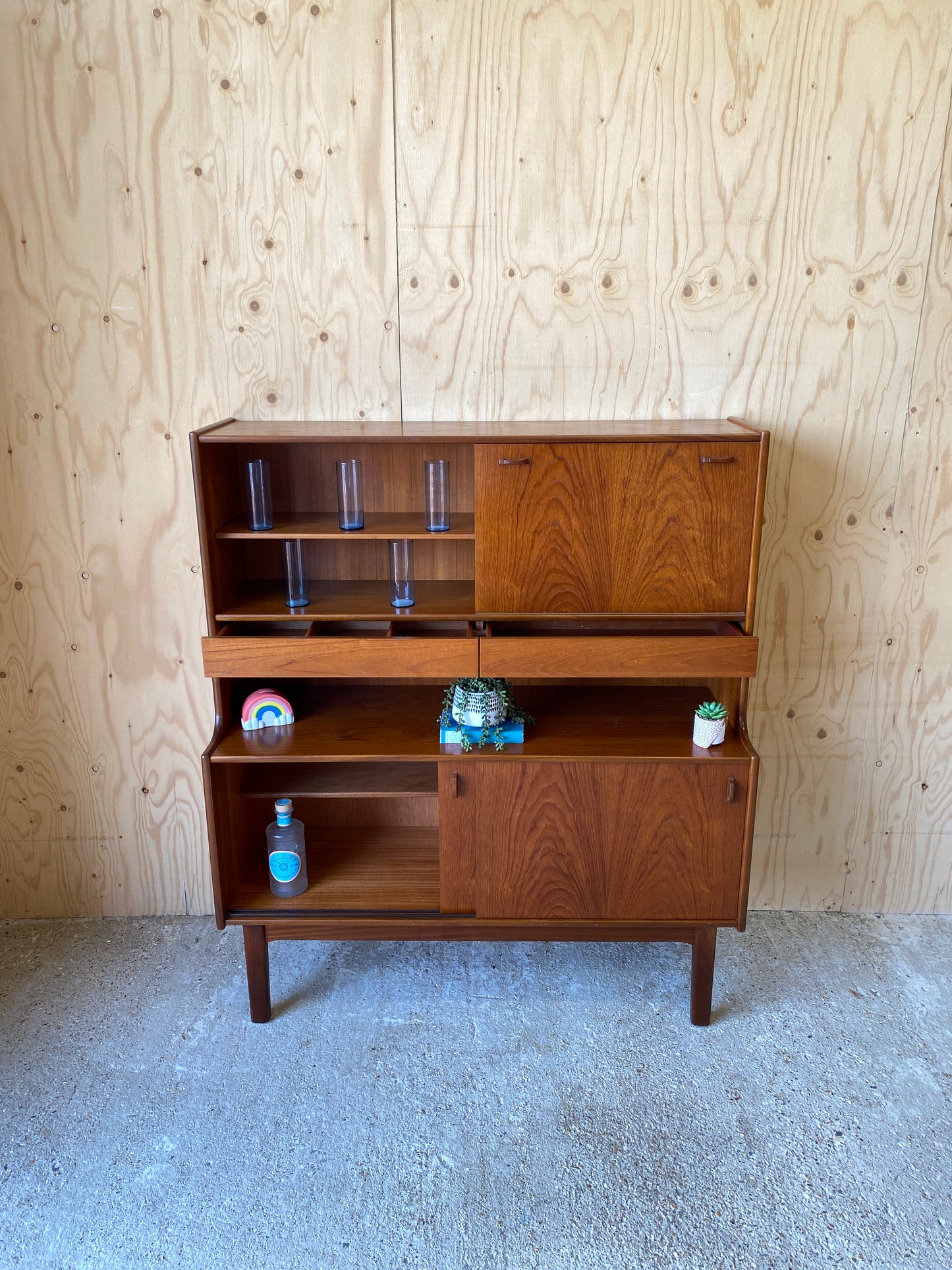 Mid Century Retro Vintage Highboard Cocktails Cabinet by Nathan Furniture