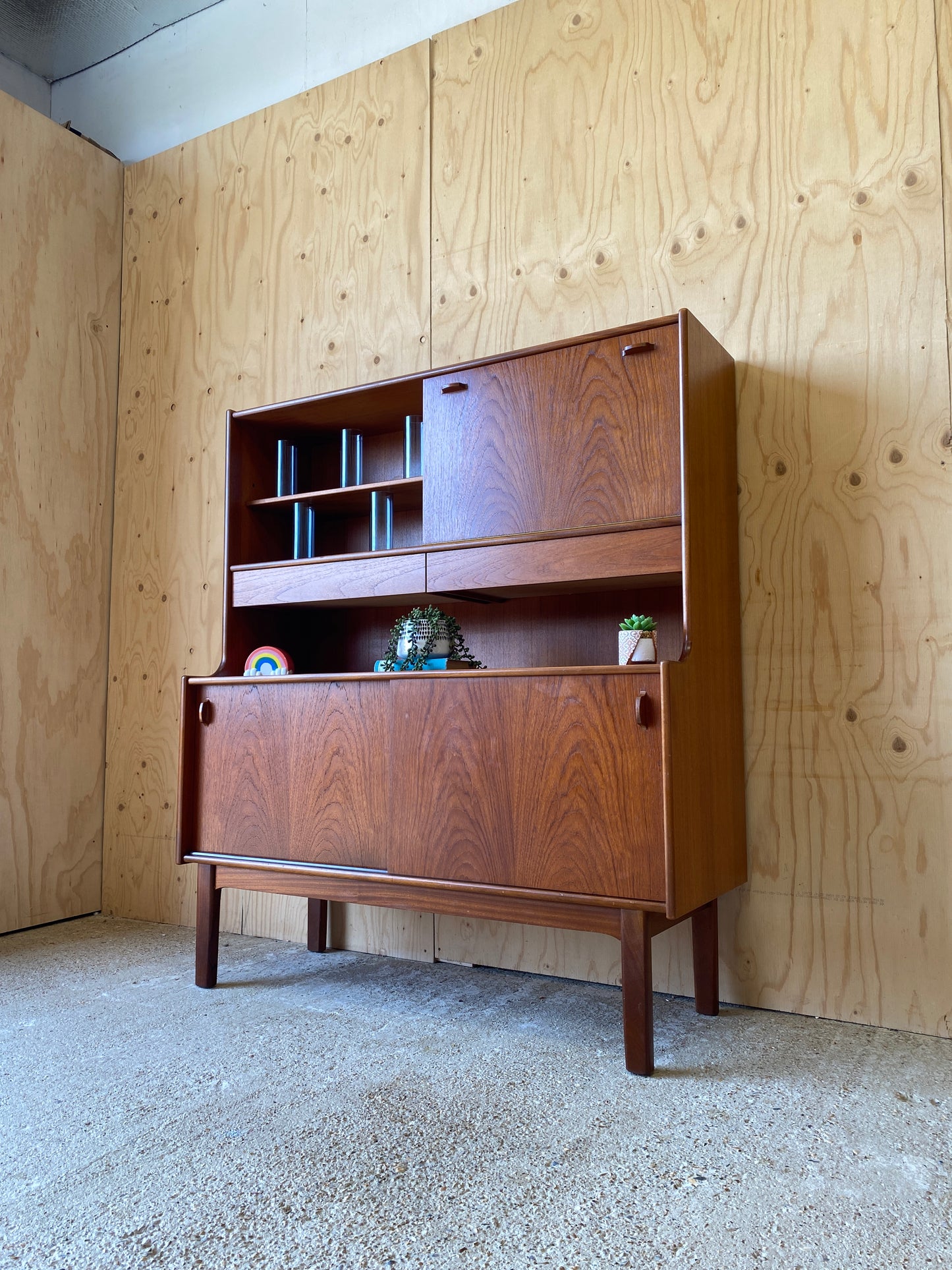 Mid Century Retro Vintage Highboard Cocktails Cabinet by Nathan Furniture