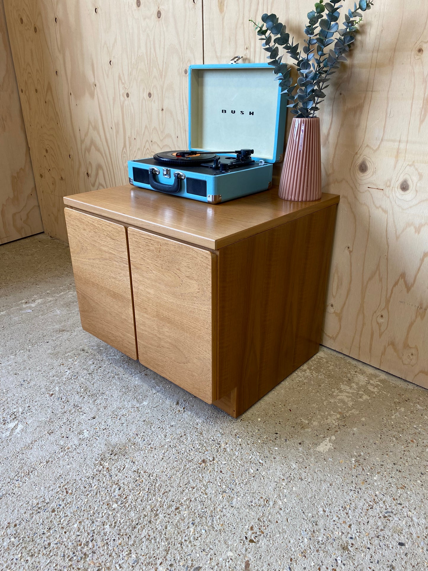 Mid Century Retro Vintage Beaver & Tapley Sideboard