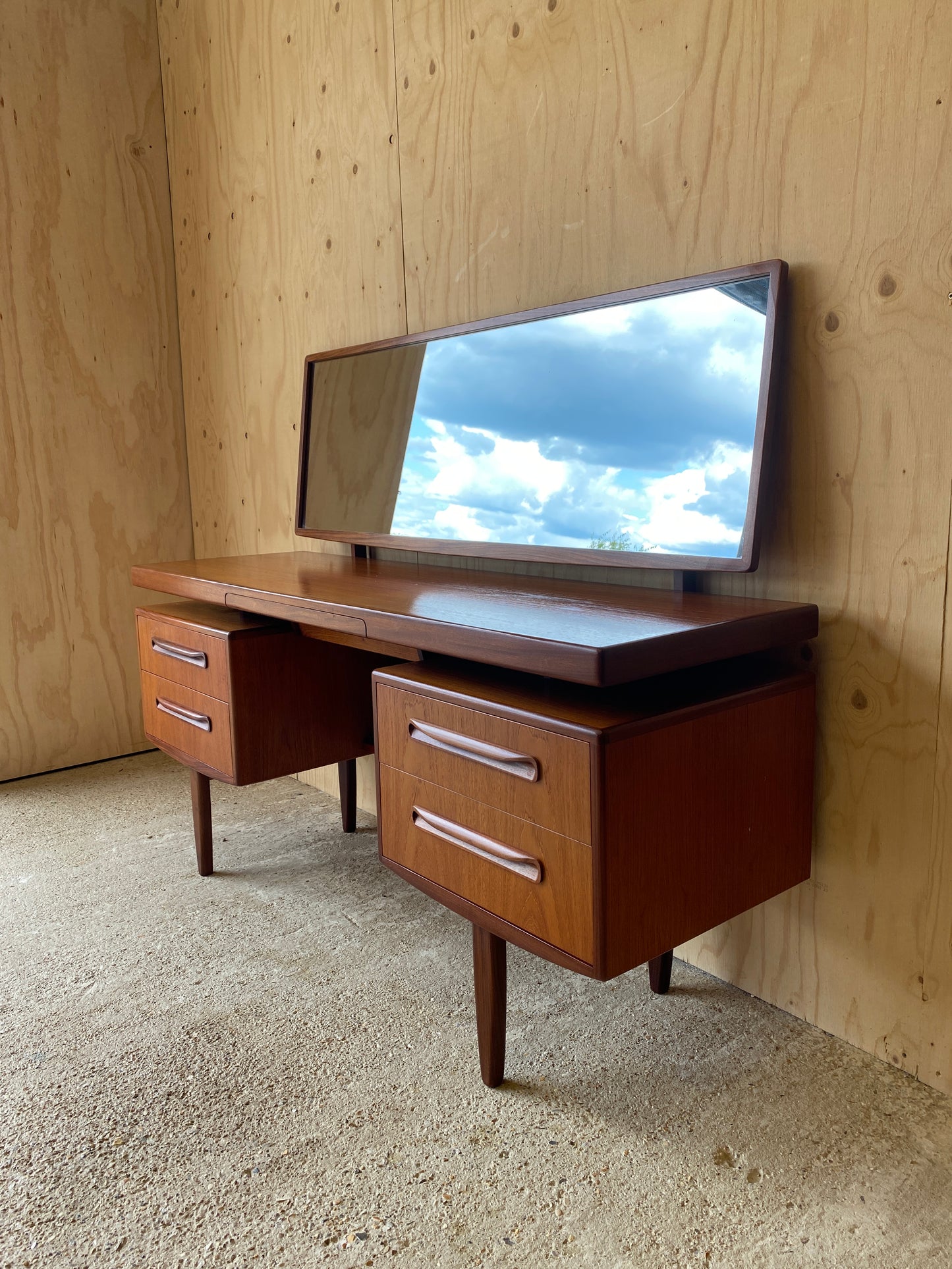 GPlan Fresco Dressing Table