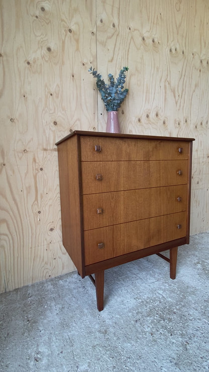 Vintage Chest of Drawers by Homeworthy