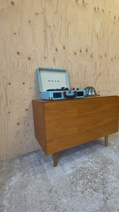 Retro Vintage Mid Century Beaver & Tapley 33 Sideboard on Wooden Tapered Legs