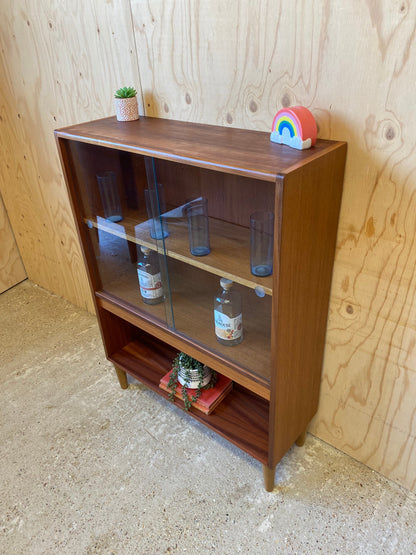 Retro Vintage Mid Century GPlan Fresco Glass Sliding Doors Drinks Cocktail Cabinet Bookcase On Wooden Tapered Legs